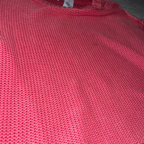 AMERICAN EAGLE RED SWEATER NEVER WORN - Picture 3 of 3